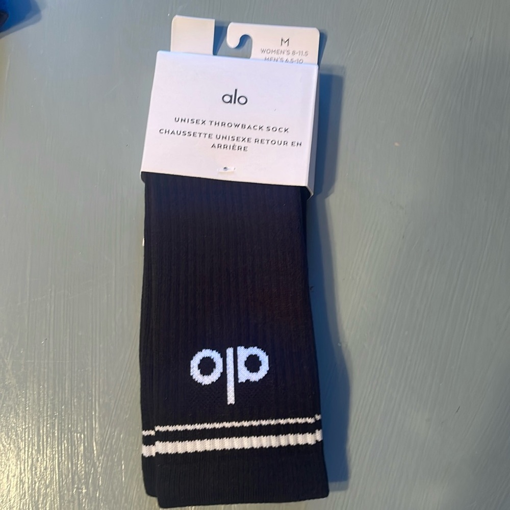 Alo Black Unisex Throwback sock
